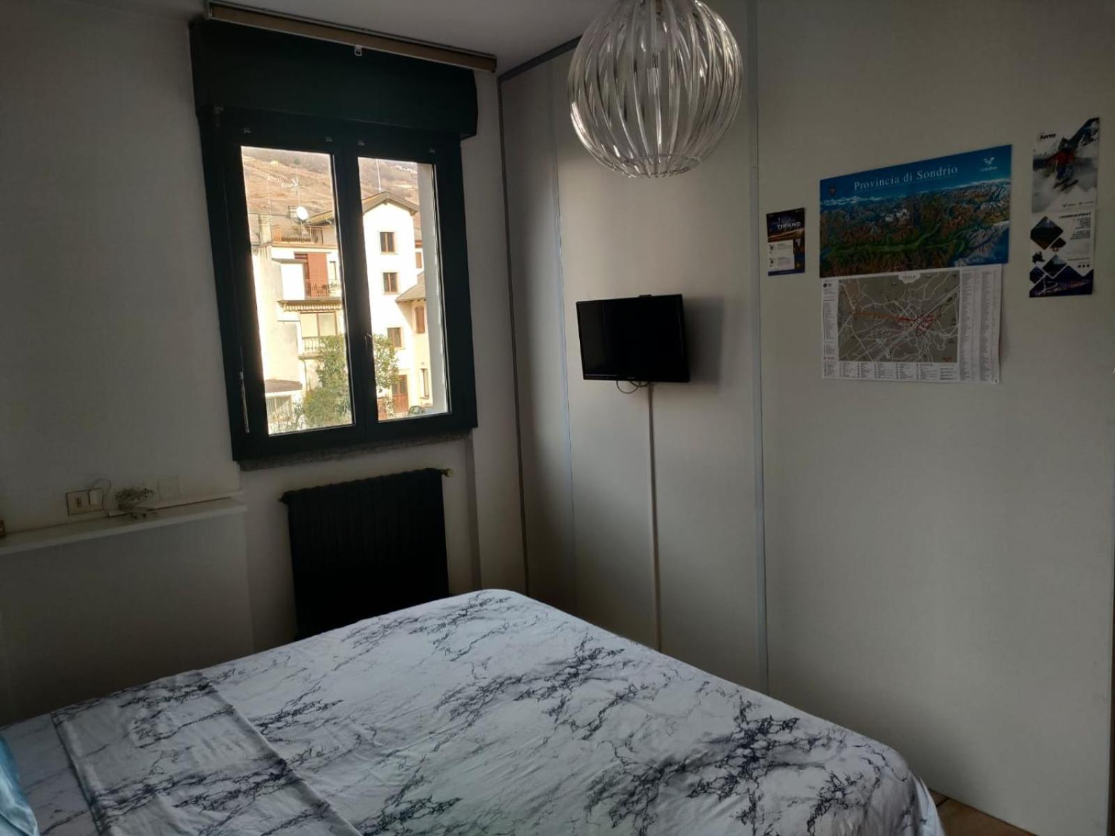 Bernina Station Center Apartment - Tirano Extérieur photo